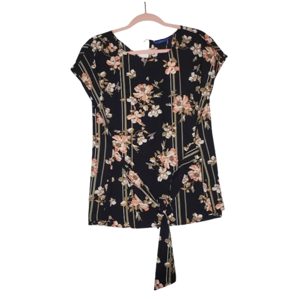 Apt 9 Large NWT Button Back  Floral Top